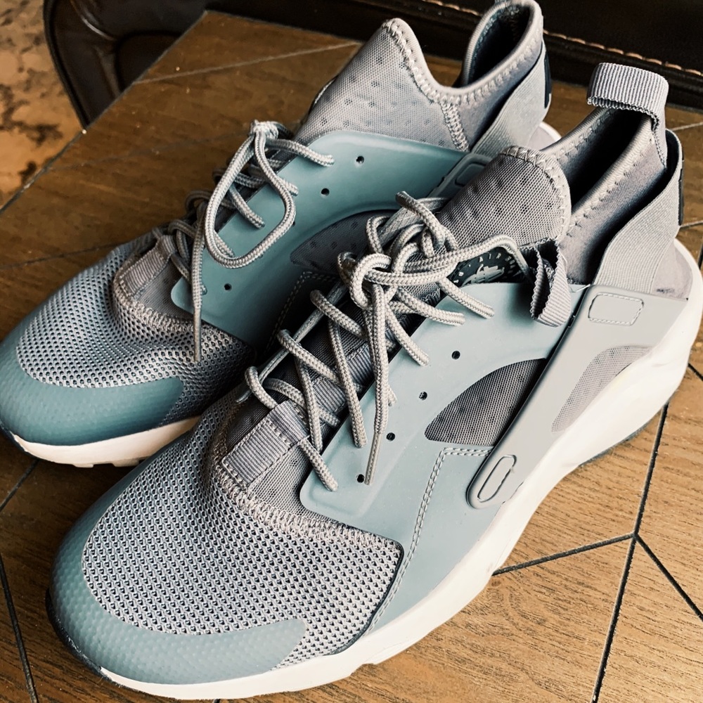 Nike Air Hurraches